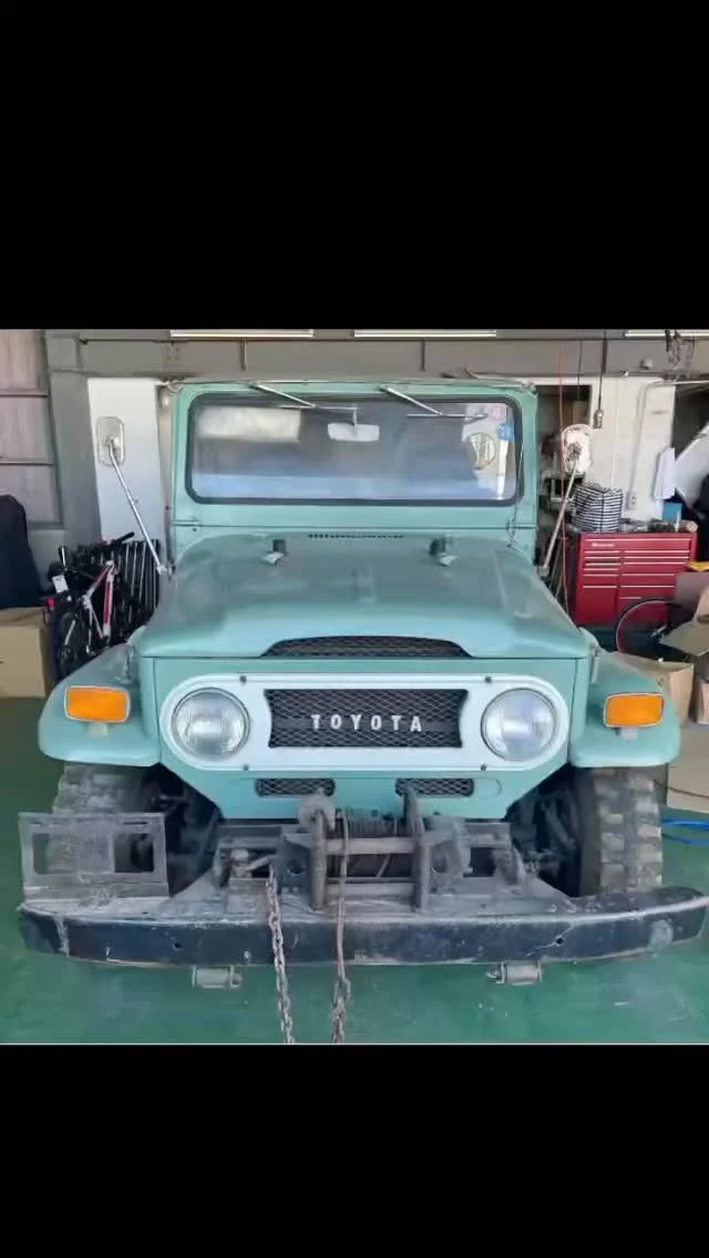 【ランドクルーザーFJ43レストア進捗報告】

本日の参加者はひたすらサビ落とし‼️

根気強く頑張ってくれました👏

次回もお楽しみに😊

#ランドクルーザーfj43#レストア#宮崎トヨタ#車好きとつながりたい #トヨタ